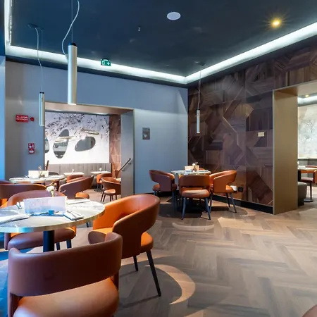 Otel Hotiday Trevi 4*