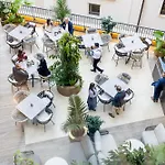 Szálloda Hotiday Trevi 4*