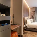 Hotiday Trevi Szálloda 4*